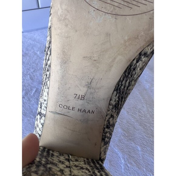 Cole Haan Nitasha Leather Ankle Boot Snake Print Embossed Heeled Bootie Sz 7B - Picture 12 of 12